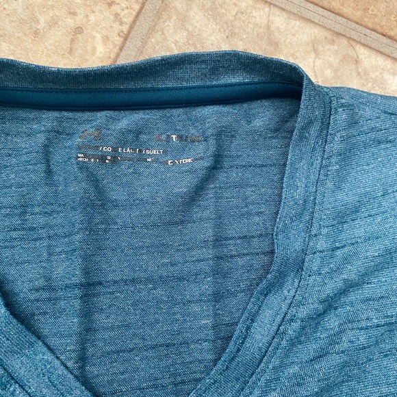 Bundle of 3pcs Under Armour T-shirt Crewneck long short sleeve L-XL - Picture 4 of 10